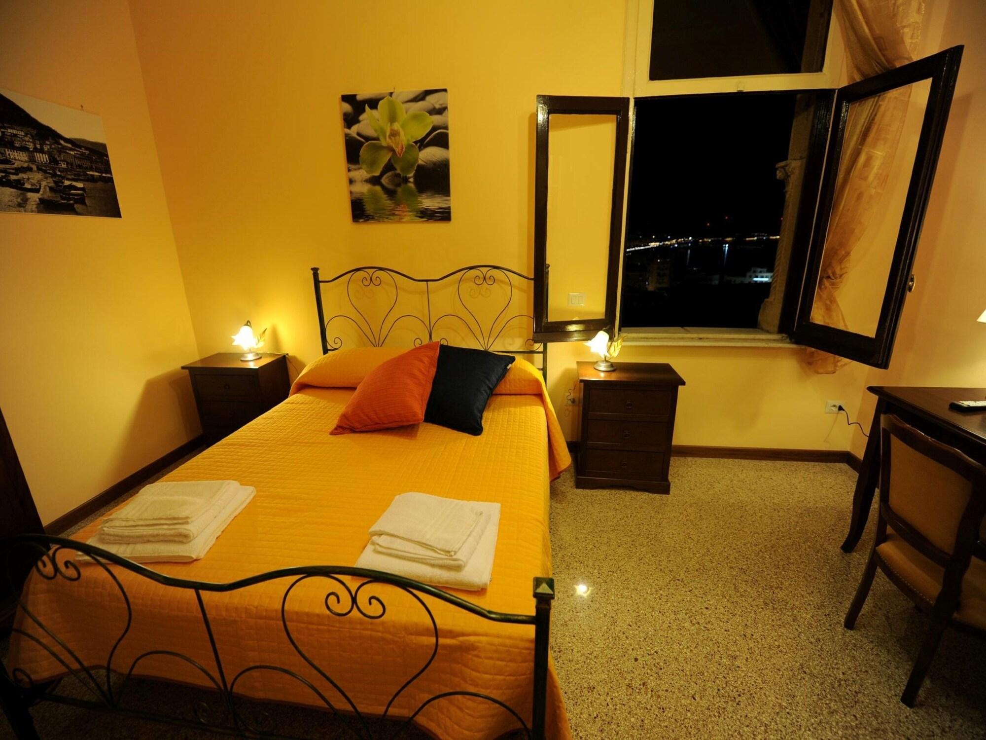 Barone Bed And Breakfast Salerno Exterior foto